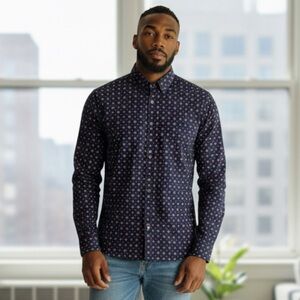 Tommy Hilfiger Men's Dark Blue Patterned Shirt